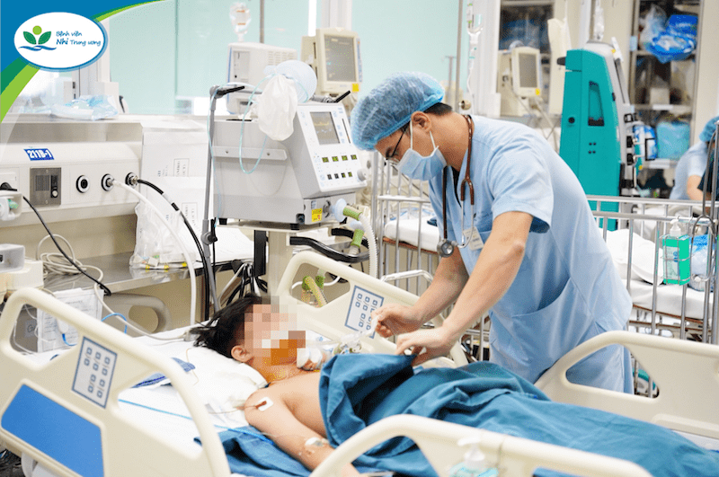 Điều trị ngoại khoa chấn thương sọ não trẻ em