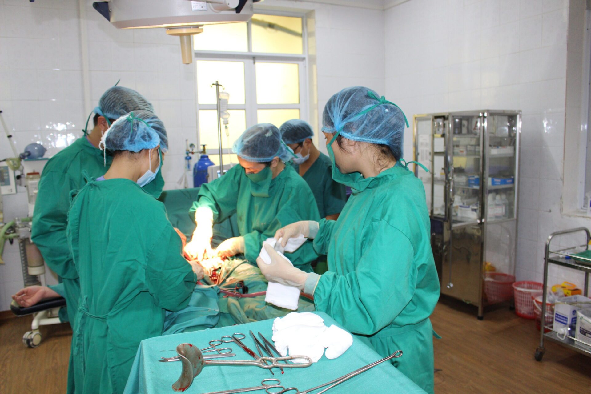Phẫu Thuật Lấy Thai